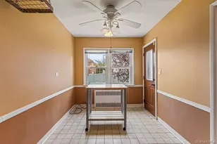 54-08 253rd St, Little Neck, NY 11362 - Photo 9