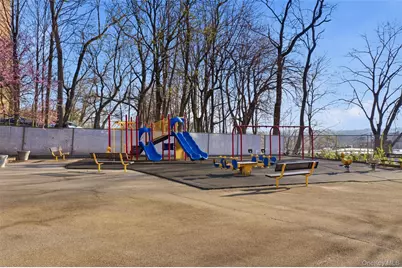 5621 Netherland Avenue #3D, Bronx, NY 10471 - Photo 23
