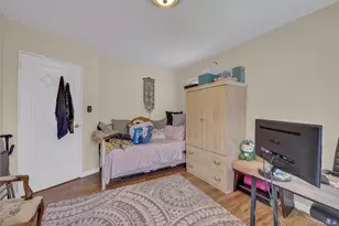 1312 Park Ave, New Hyde Park, NY 11040 - Photo 11