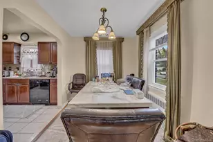 1312 Park Ave, New Hyde Park, NY 11040 - Photo 5
