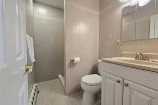 240 N 3rd St, Ronkonkoma, NY 11779 - Photo 13