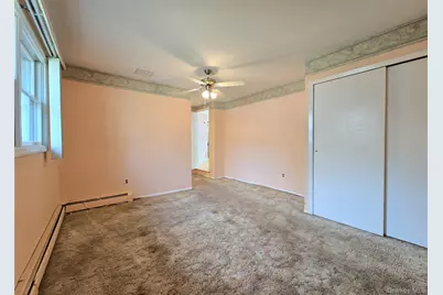 240 N 3rd Street, Ronkonkoma, NY 11779 - Photo 15