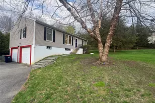 5 Red Cedar Ln, Millerton, NY 12546 - Photo 3