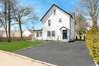 227 N Railroad Avenue, Babylon, NY 11702 - Photo 3