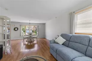 304 Jamaica Blvd, Carle Place, NY 11514 - Photo 9