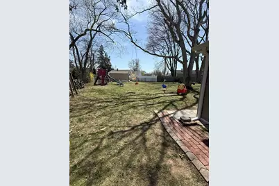 40 Chapel Hill Drive, Brentwood, NY 11717 - Photo 27