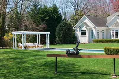 17 Hilldale Lane, Sands Point, NY 11050 - Photo 7