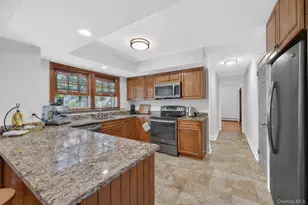 22 Thompson Dr, Washingtonville, NY 10992 - Photo 11