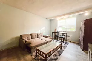 47-27 Little Neck Pkwy, Little Neck, NY 11362 - Photo 3