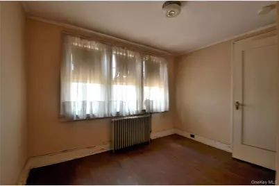 2586 Riverside Drive, Wantagh, NY 11793 - Photo 17