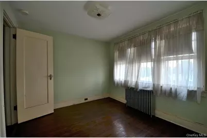2586 Riverside Drive, Wantagh, NY 11793 - Photo 21