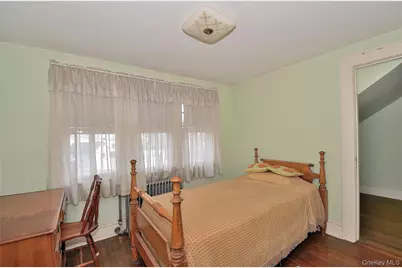 2586 Riverside Drive, Wantagh, NY 11793 - Photo 5
