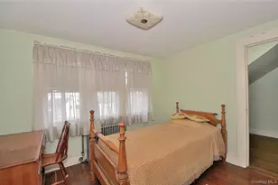 2586 Riverside Dr, Wantagh, NY 11793 - Photo 5
