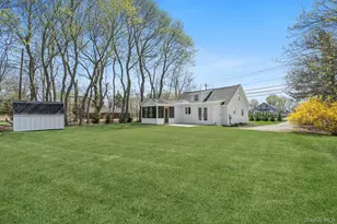 5075 Main Rd, Laurel, NY 11948 - Photo 17