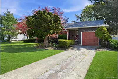 19 Gaymor Lane, Commack, NY 11725 - Photo 1