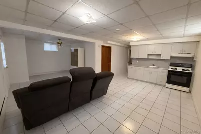 208 Doris Avenue, Franklin Square, NY 11010 - Photo 19