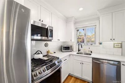 224-09 Manor Road #(Lower) 2408, Queens Village, NY 11427 - Photo 9