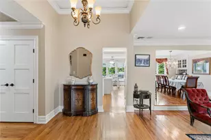 30 Jeanette Dr, Massapequa, NY 11758 - Photo 5