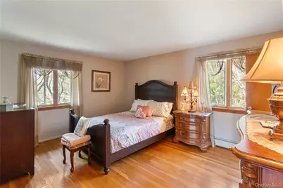 11 Laurie Place, Glen Cove, NY 11542 - Photo 11