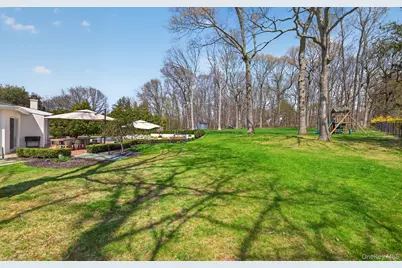 161 Yukon Drive, Woodbury, NY 11797 - Photo 37