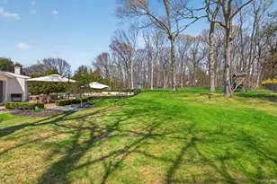 161 Yukon Dr, Woodbury, NY 11797 - Photo 37