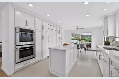 161 Yukon Drive, Woodbury, NY 11797 - Photo 11