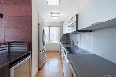 400 E 54th Street #25CDE, New York, NY 10022 - Photo 11