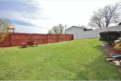 35 Black Stallion Court, Middletown, NY 10940 - Photo 35