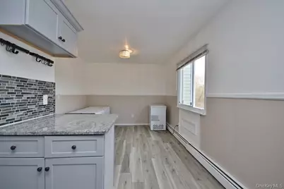 35 Black Stallion Court, Middletown, NY 10940 - Photo 17