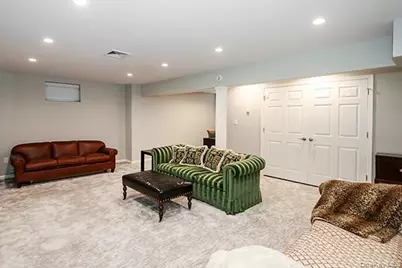 4 Spring Court, Huntington, NY 11743 - Photo 25