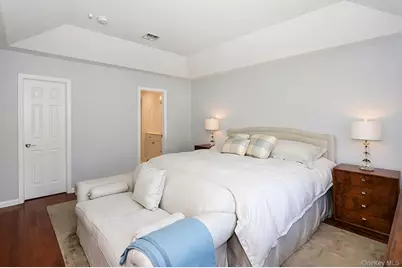 4 Spring Court, Huntington, NY 11743 - Photo 17