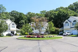 4 Spring Ct, Huntington, NY 11743 - Photo 33