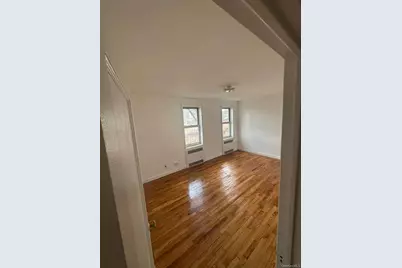 63-109 Saunders Street #A8, Rego Park, NY 11374 - Photo 3