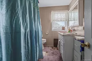 20 Nassau Blvd, Malverne, NY 11565 - Photo 13