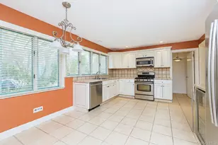18 Emerson Ave, New York, NY 10301 - Photo 3