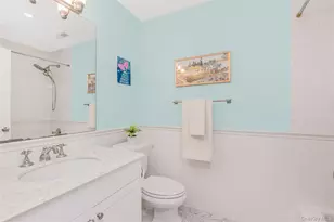 80 Old Boston Post Rd, New Rochelle, NY 10801 - Photo 15