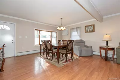 5 Crabtree Lane, Levittown, NY 11756 - Photo 7