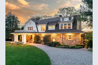 25 West Drive, Manhasset, NY 11030 - Photo 1