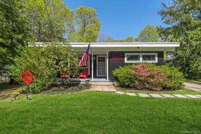 865 Track Avenue, Cutchogue, NY 11935 - Photo 1