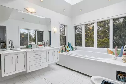 60 Skimhampton Road, East Hampton, NY 11937 - Photo 23