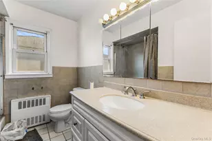 95-21 150th Rd, Ozone Park, NY 11417 - Photo 21