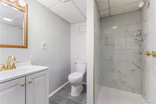 95-21 150th Rd, Ozone Park, NY 11417 - Photo 25