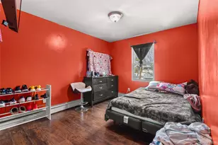 30 S 28th St, Wyandanch, NY 11798 - Photo 9