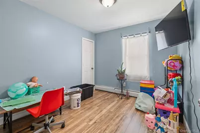 30 S 28th Street, Wyandanch, NY 11798 - Photo 11
