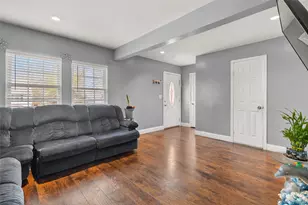 30 S 28th St, Wyandanch, NY 11798 - Photo 3