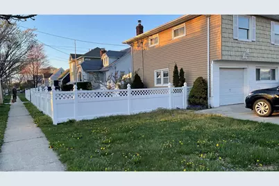 128 Cedar Street, Freeport, NY 11520 - Photo 5