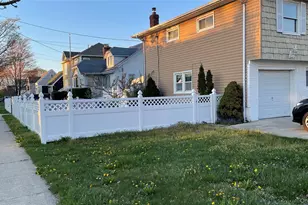 128 Cedar St, Freeport, NY 11520 - Photo 5
