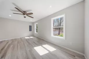 24 Farmingdale Ln, Bloomingburg, NY 12721 - Photo 17