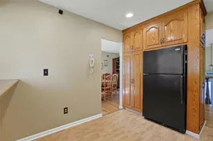 21 Kreuz Dr, West Nyack, NY 10994 - Photo 11