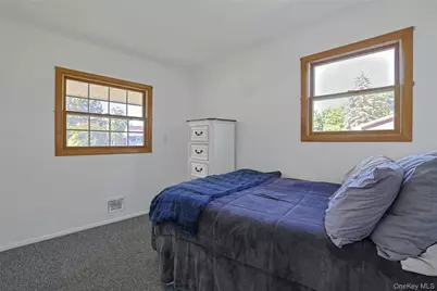 21 Kreuz Drive, West Nyack, NY 10994 - Photo 17